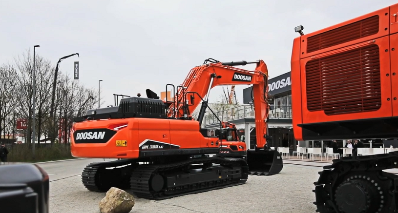 гусеничный экскаватор Doosan 